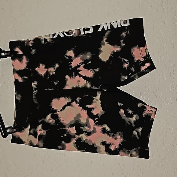 NWT Tye Dye Pink Floyd Shorts - Picture 1 of 16